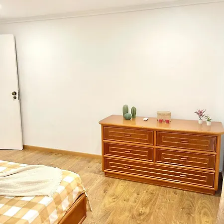 Lägenhet Flat Luxuoso Da Oura *